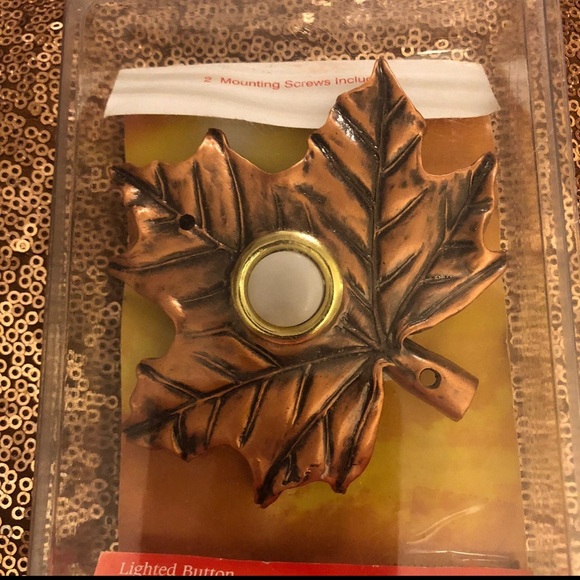 ‼️Leaf Shape with Lighted Door Bell Cover , NWT - Picture 6 of 6